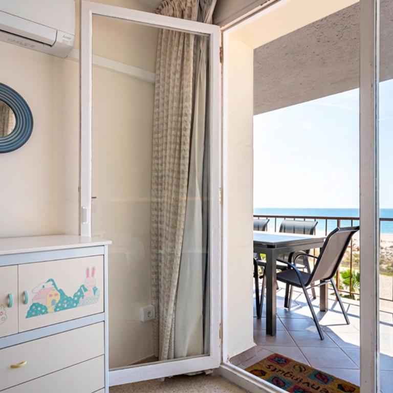AT111 Vistas frontales a la playa la Paella - Apartamento de 3 dormitorios - 24