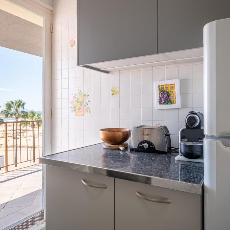 AT111 Vistas frontales a la playa la Paella - Apartamento de 3 dormitorios - 21