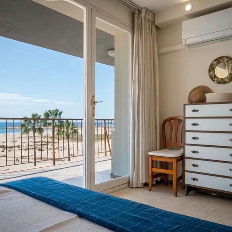 AT111 Vistas frontales a la playa la Paella - Apartamento de 3 dormitorios - 14