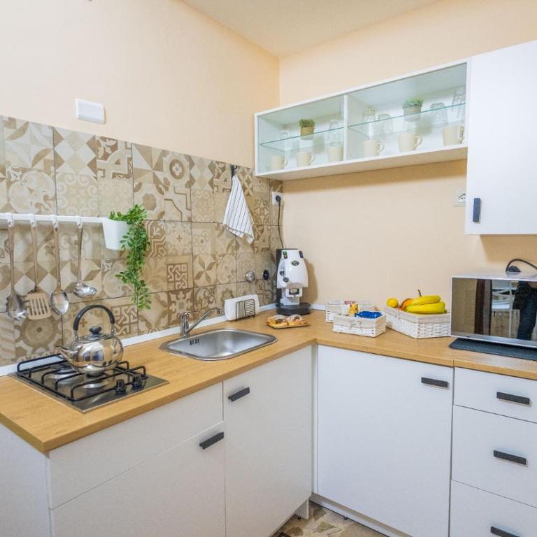 La Casa Di Agatha - Two-Bedroom Apartment - 8