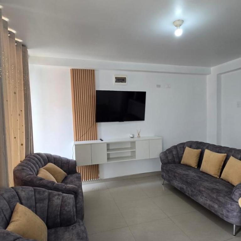 Departamentos Amoblados en Huanuco - Apartamento de 3 dormitorios - 10