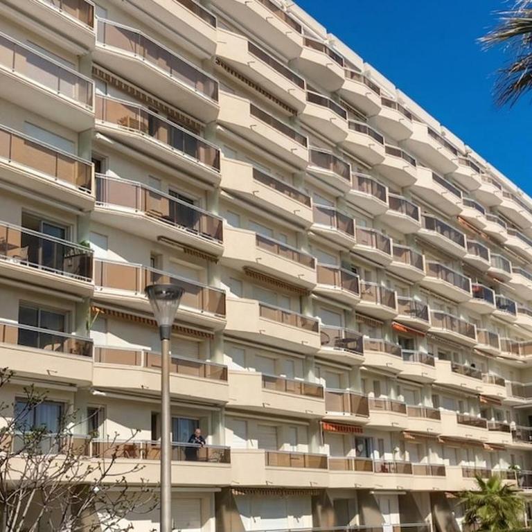 Vue sublime-conciergrie IB - One-Bedroom Apartment - 3