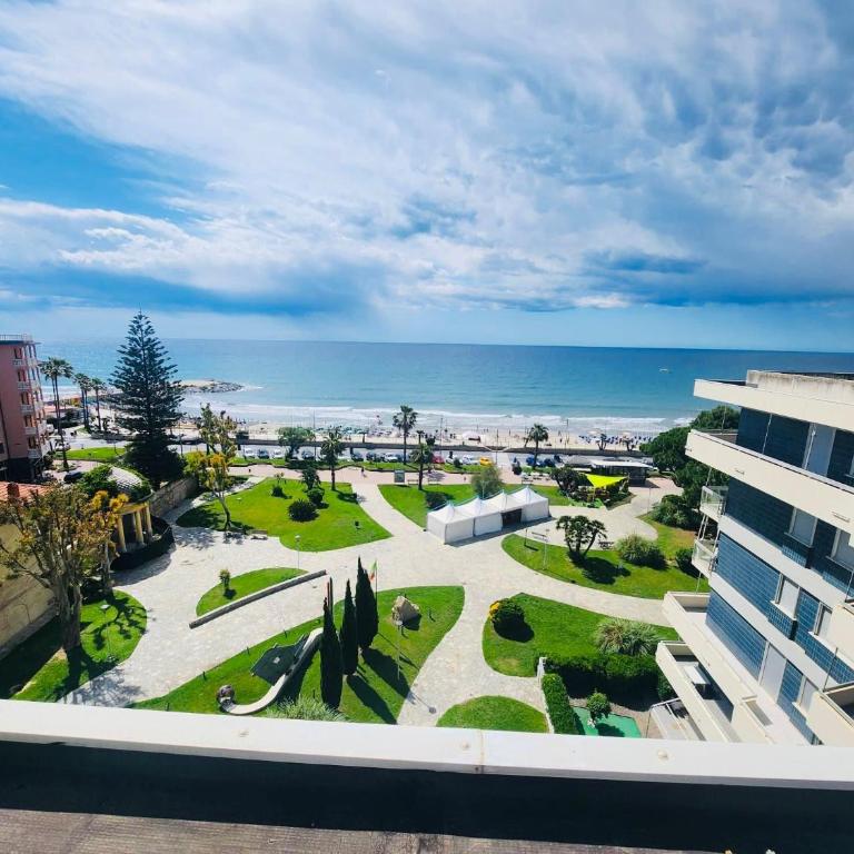 Graziella - Fronte Mare in Centro con terrazza - Appartamento - 2