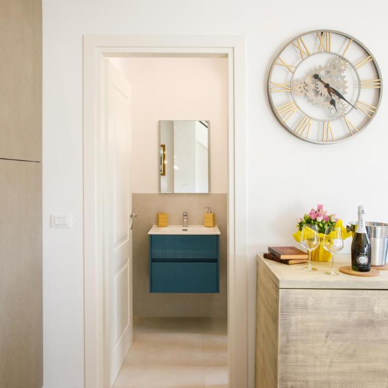 Ca'9 Venice Apartment Rooftop Terrace - Appartamento Premium con 3 Camere da Letto e Balcone - 20