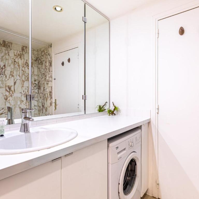 GuestReady - Bright Stay in the heart of Paris - One-Bedroom Apartment - 15