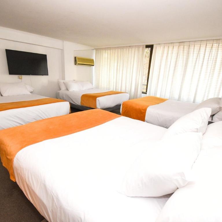 Hotel Casa Nogales - Standard Quadruple Room - 4