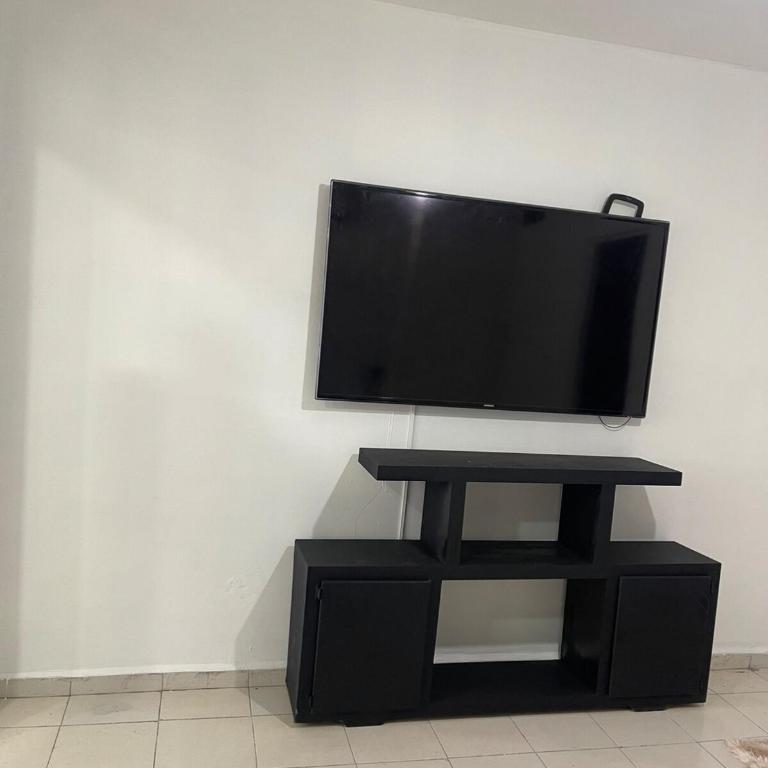 Departamento a 1 cuadra de Gonzalitos cercano a hospitales - One-Bedroom Apartment - 5