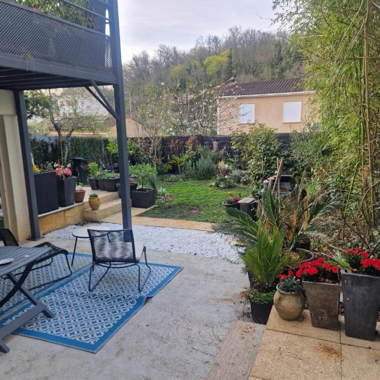 Maison tranquille dans centre ville - Haus mit 3 Schlafzimmern - 23