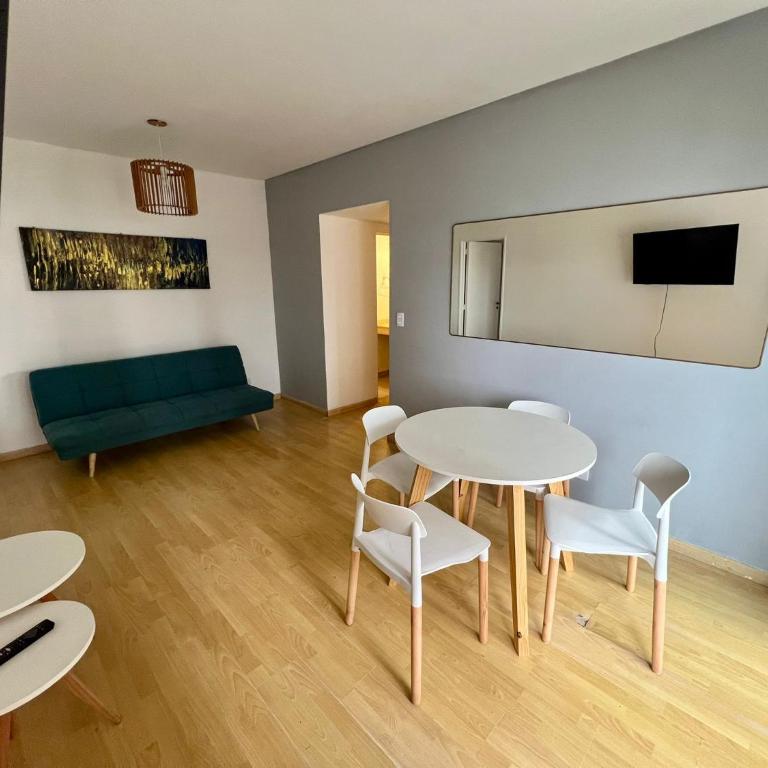 LINDO DEPTO DOS AMBIENTES CERCA DE RIVER Y EN FRENTE A CLUB CIUDADd - Apartamento de 1 dormitorio - 4