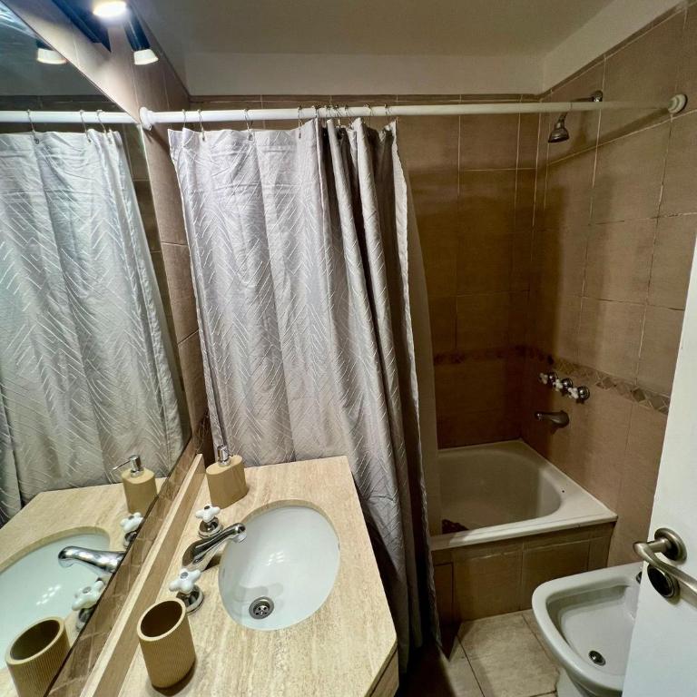 LINDO DEPTO DOS AMBIENTES CERCA DE RIVER Y EN FRENTE A CLUB CIUDADd - Apartamento de 1 dormitorio - 8