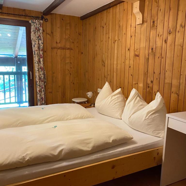 Fichtenblockhütte - Apartment mit 3 Schlafzimmern - 2