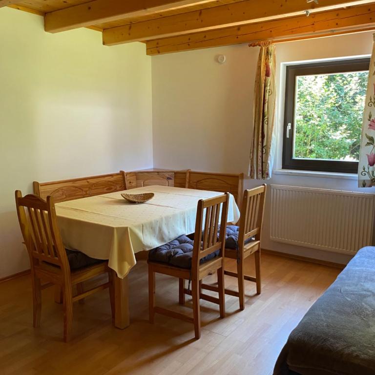 Fichtenblockhütte - Apartment mit 2 Schlafzimmern - 6