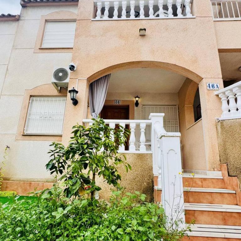 Bungalow Coral Sunrise - Two-Bedroom Apartment - 18