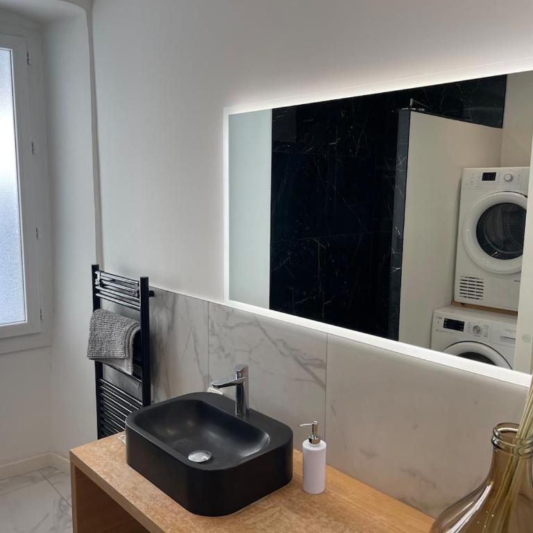 Ajaccio Old Town Apartment - Apartamento de 2 dormitorios - 3
