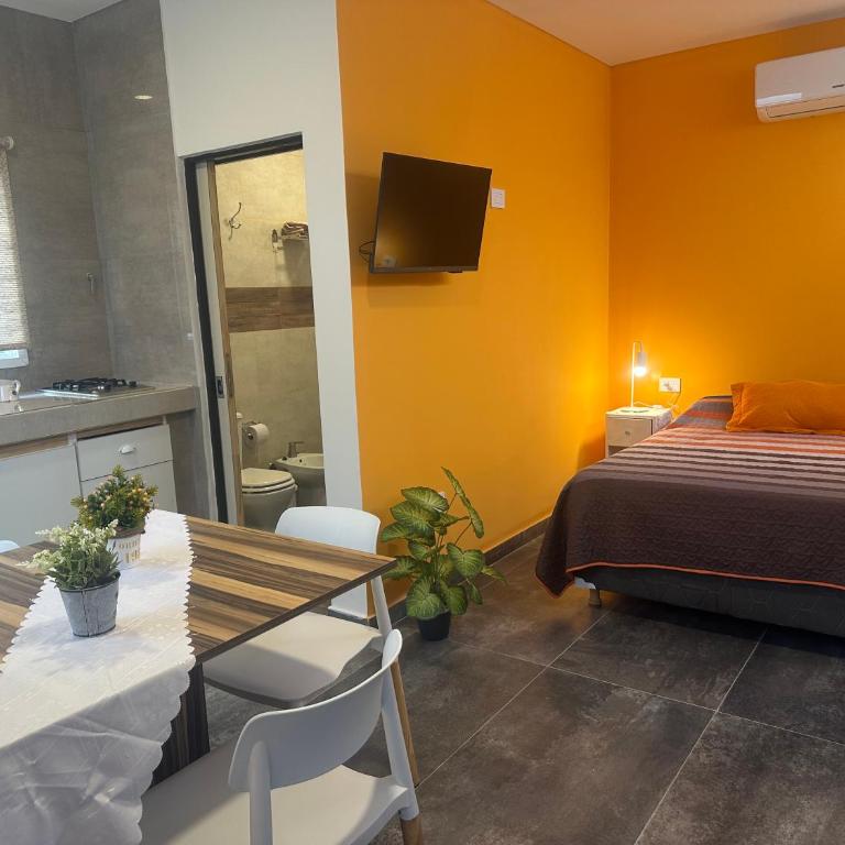 Aqui es 6! - One-Bedroom Apartment - 2