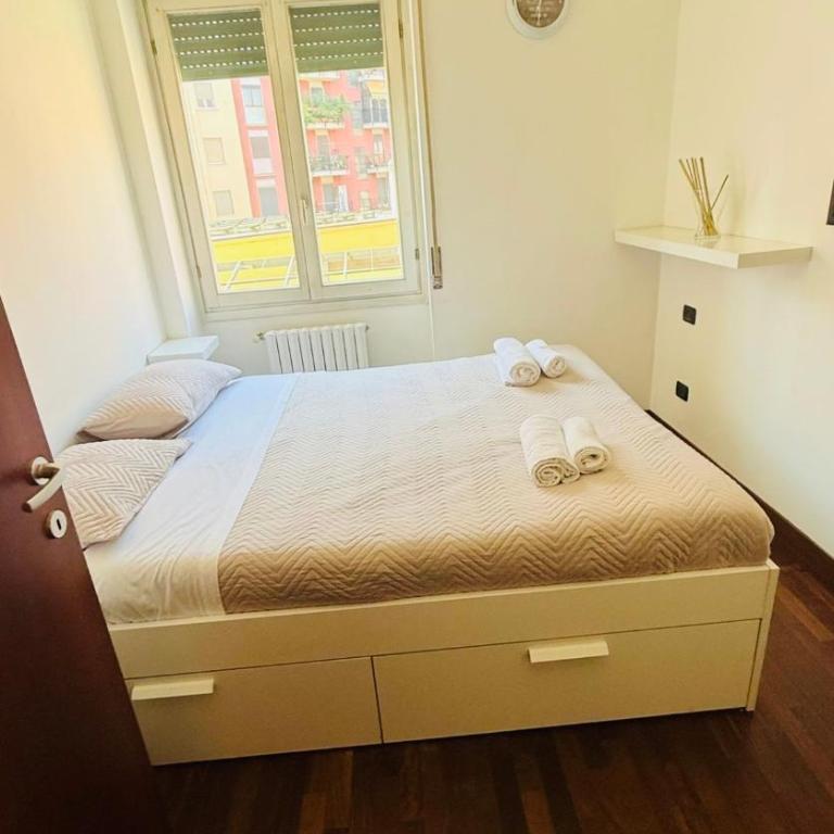 Navigli Comfort Suite Metro Romolo IULM & Unipol Forum - Appartamento con 1 Camera da Letto - 3
