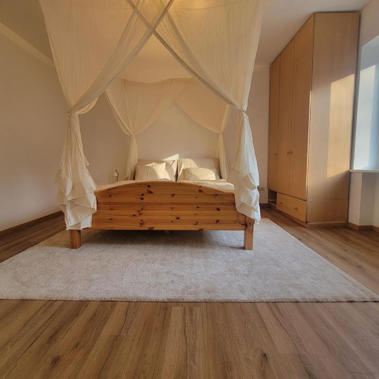 Ausseer Villa Felsenheim - 100 qm - Altbau mit Garten - Three-Bedroom Apartment - 11