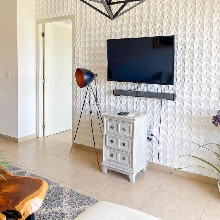 Golf View Retreat Pool & Gym Marina Mazatlán - Apartment - 25