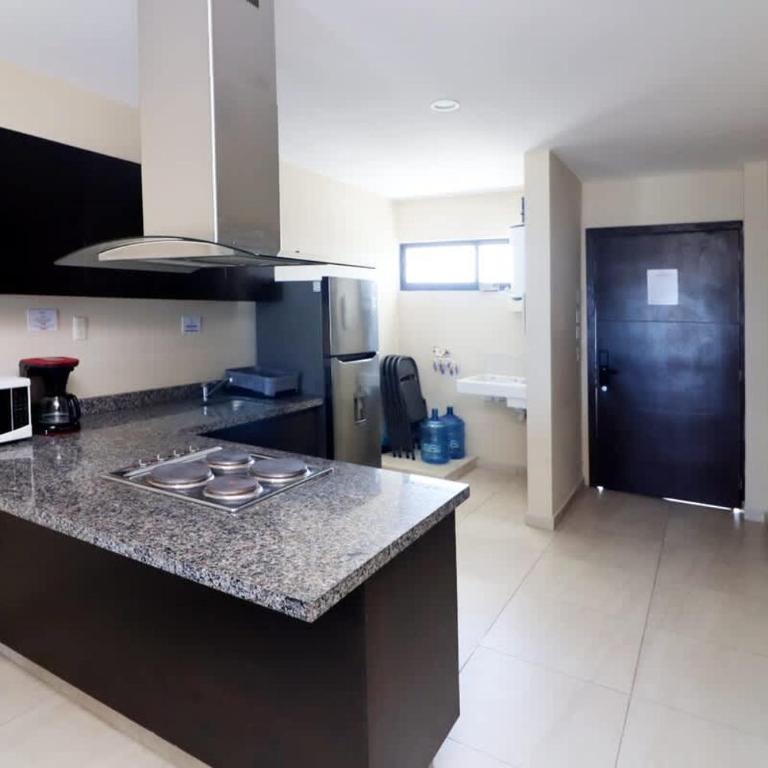 Departamento con 2 recámaras alberca y balcón frente al mar - Apartment - 38