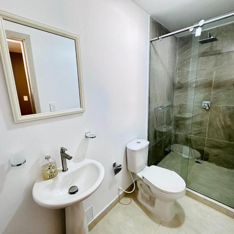 Habitación Privada en Casa - Homesstar Hospedaje y Coworking - Habitación Individual con baño privado - 4