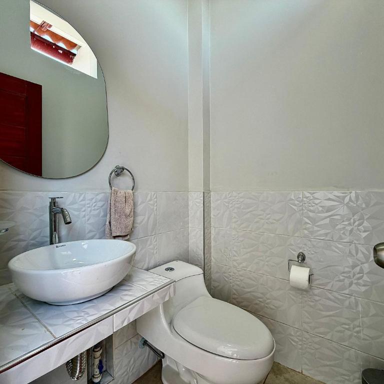 Vive a 5min centro 2HAB con A/C Y Terraza Privada - Apartment - 2