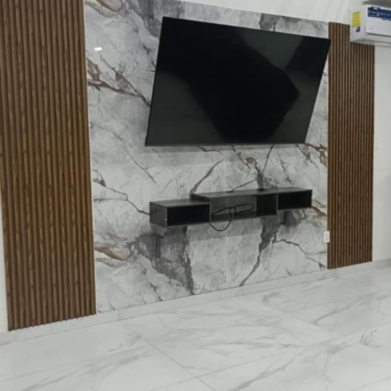 Gemela1 - Four-Bedroom House - 30