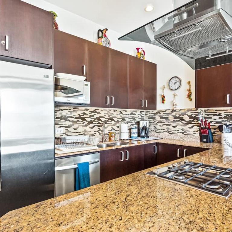 Penthouse Oceanview 1 block Malecon bars shops ZR - Apartamento de 2 dormitorios con vistas al mar - 10