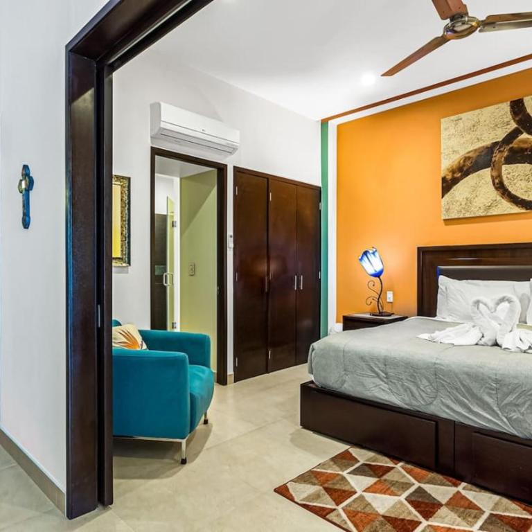 Penthouse Oceanview 1 block Malecon bars shops ZR - Apartamento de 2 dormitorios con vistas al mar - 14