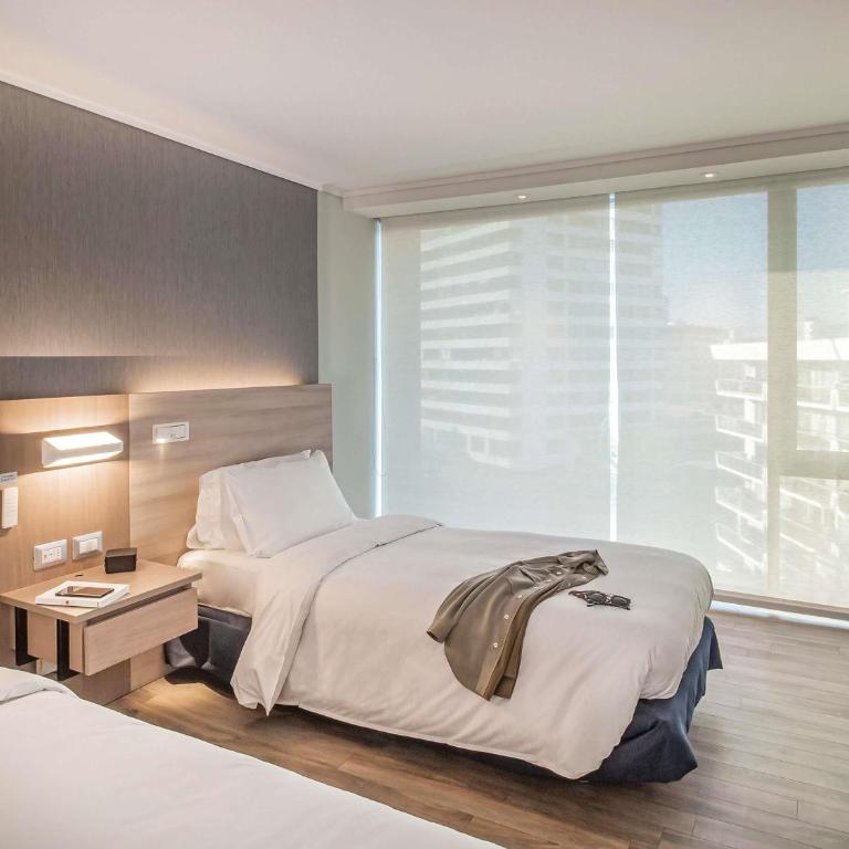 Pullman Vina del Mar San Martin - Premium Deluxe Twin Room with City View - Upper Floor - 1