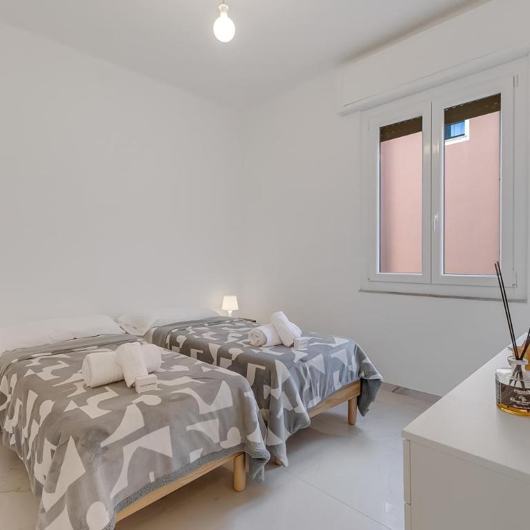 Boccaccio - Apartment with Balcony, Near Marina & Beach - Happy Rentals - Apartment with Balcony - 17