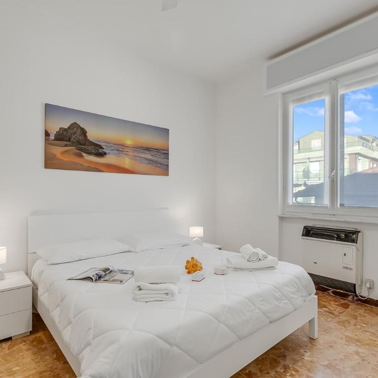 Verdi Loano Beach Apartment with Balcony - Happy Rentals - Apartment with Terrace - 11