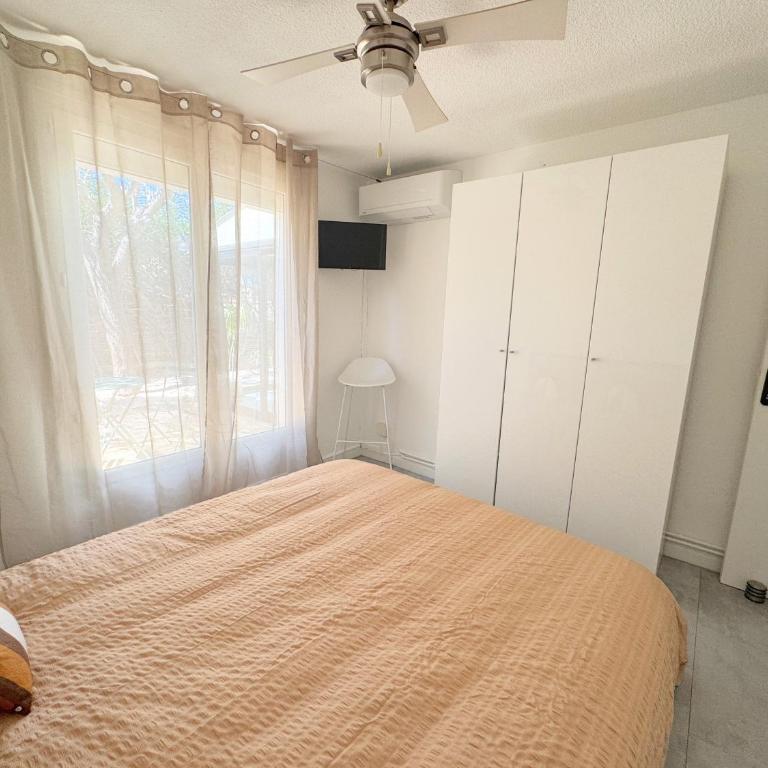 Appartement T2 avec grand jardin, parking et garage, a deux pas de la plage - One-Bedroom Apartment - 15