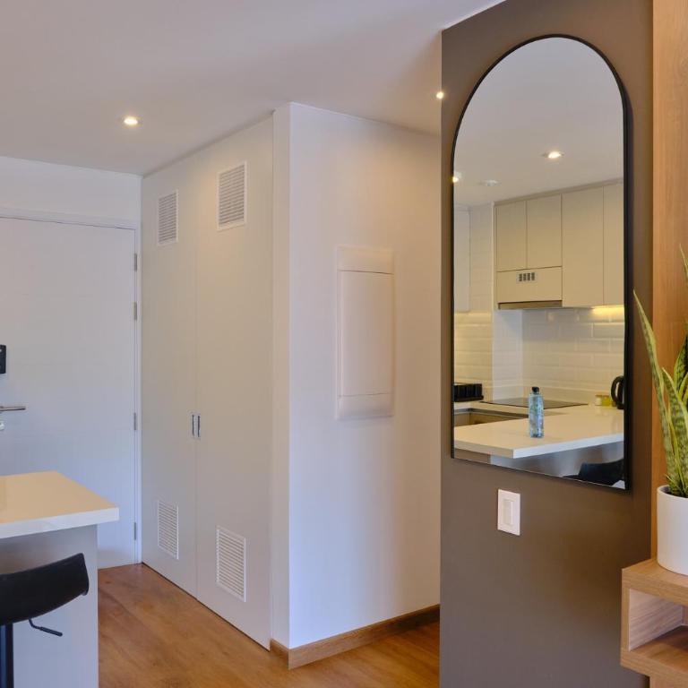 La Mar Suites by Geko in Miraflores - Two-Bedroom Standard Apartment - 2
