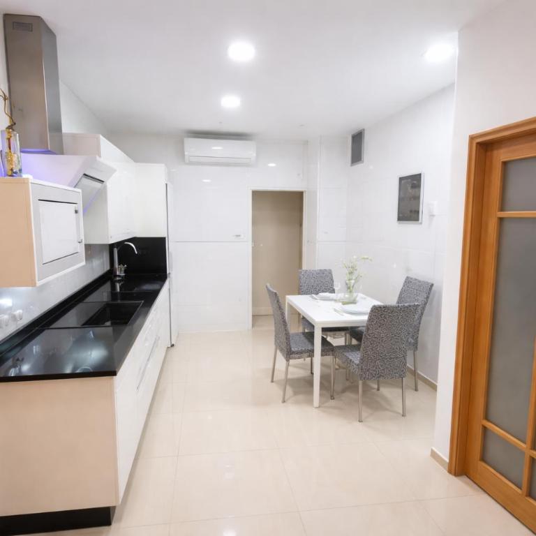 Center beach - Apartamento de 2 dormitorios con balcón - 4
