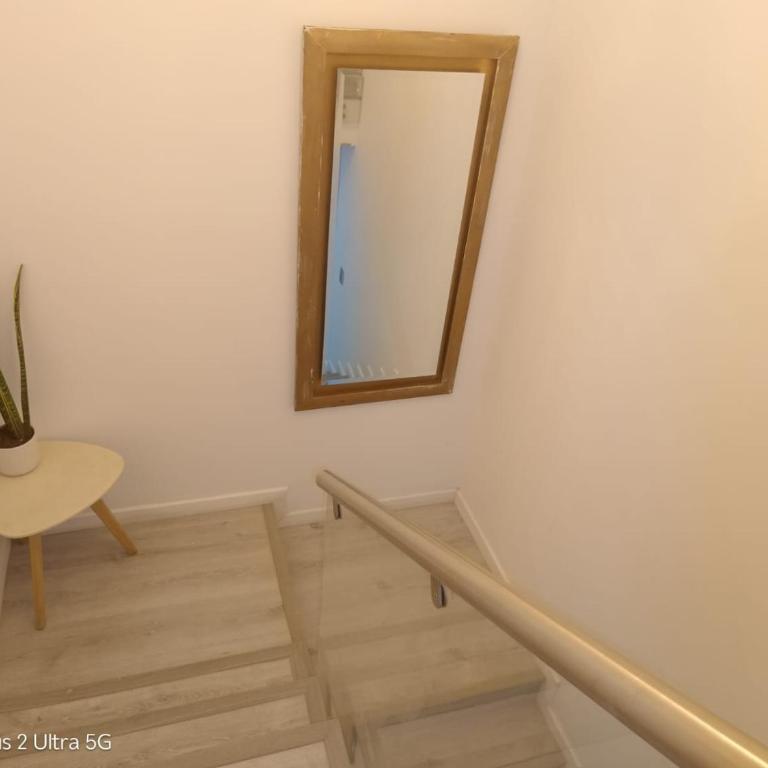 Room cerca al aeropuerto #1 - Habitación Doble con balcón - 14