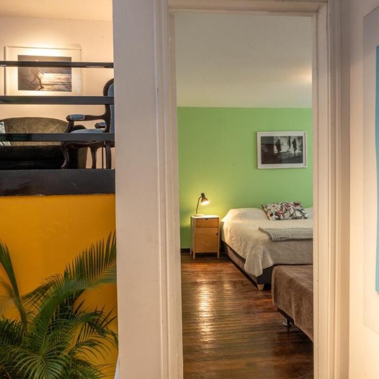 Spectacular 1950s house, centrally located and cozy - Five-Bedroom House - 15