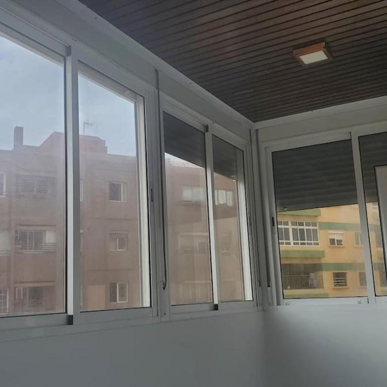 Downtown Las Palmas, steps from Canteras - Apartamento de 2 dormitorios - 23