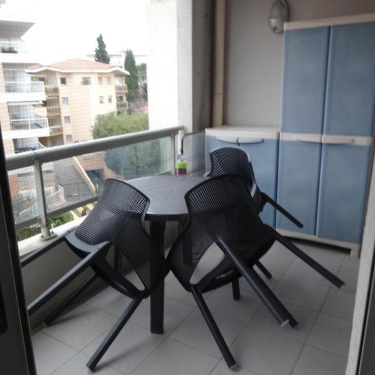 F2 proche des plages Juan les pins - Appartement 1 Chambre - 2