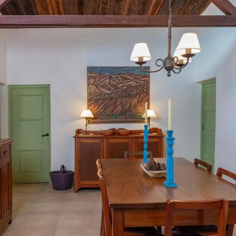 Spacious house with garden and private parking - Three-Bedroom House - 17