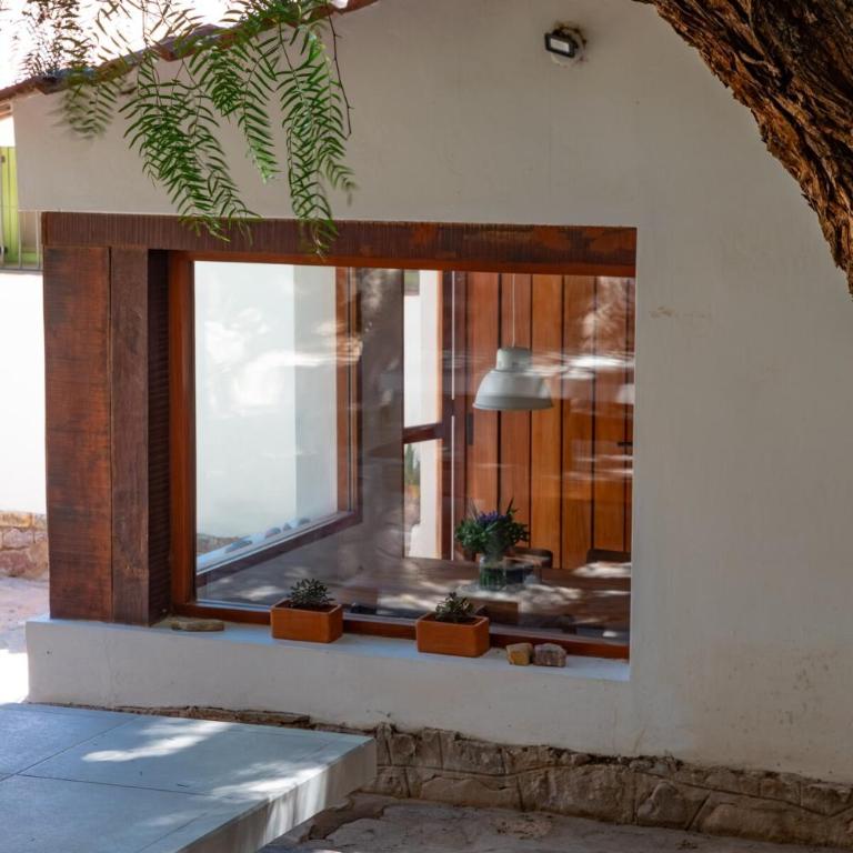 Spacious house with garden and private parking - Three-Bedroom House - 38