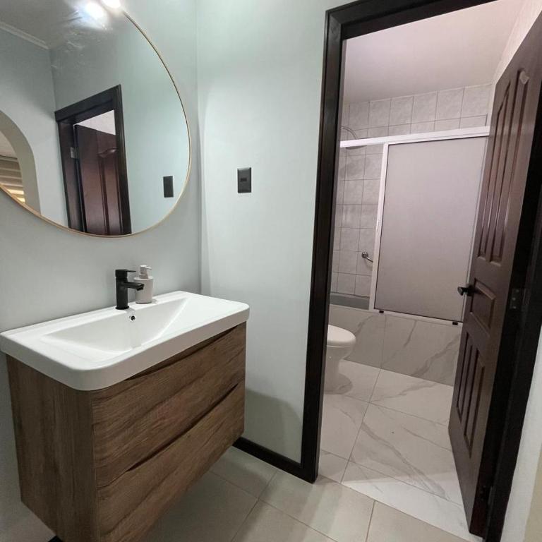 Serena Colonial Hotel Boutique - Double Room with Private Bathroom - 4