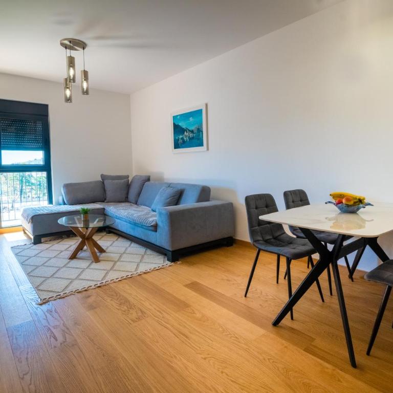 Premium Apartment 40 - One-Bedroom Apartment - 2