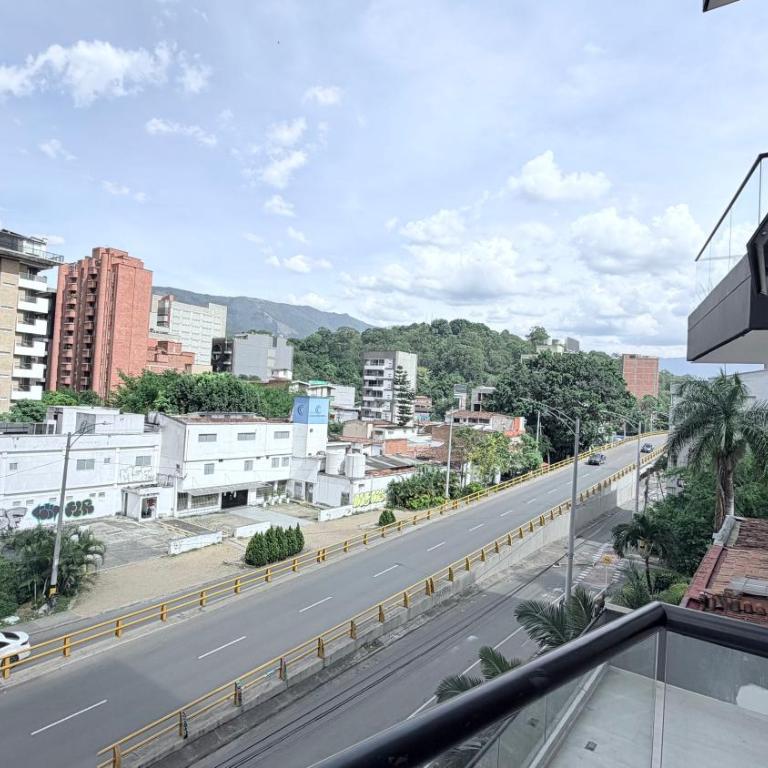 Apto Medellin Laureles ubicacion estrategica - Apartamento - 43