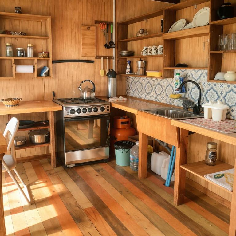 Las Casitas Negras - Two-Bedroom House - 4