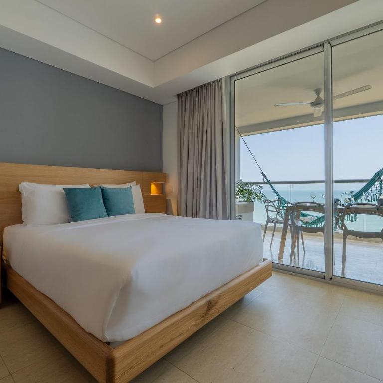 Cartagena Beach by OMG Experience - Deluxe Suite with Sea View - 41