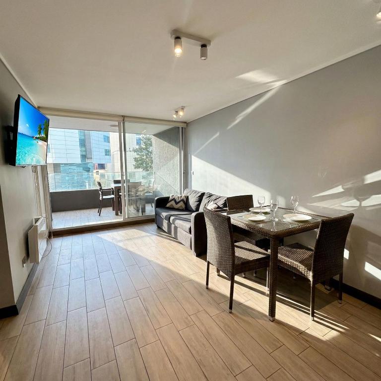 A pasos de Clinica - Parking - Cama King - Wifi - One-Bedroom Apartment - 10