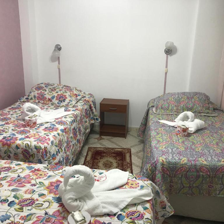 Hotel Simon II - Triple Room with Private Bathroom - 2