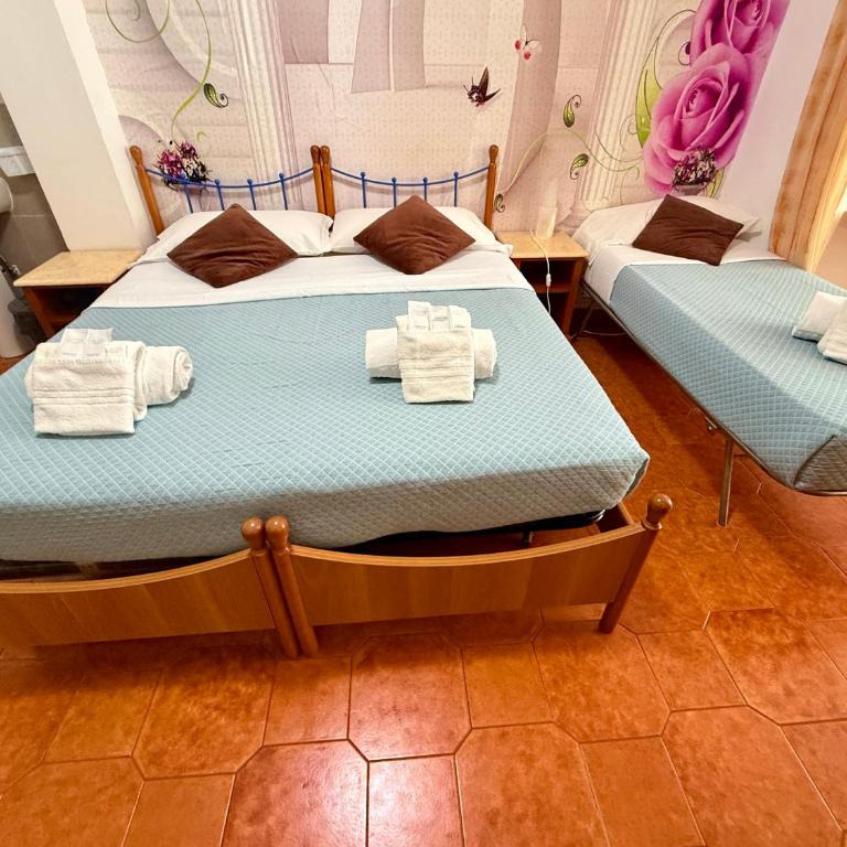 Milazzo Luxury Home roma - Camera Familiare con Bagno Privato - 8