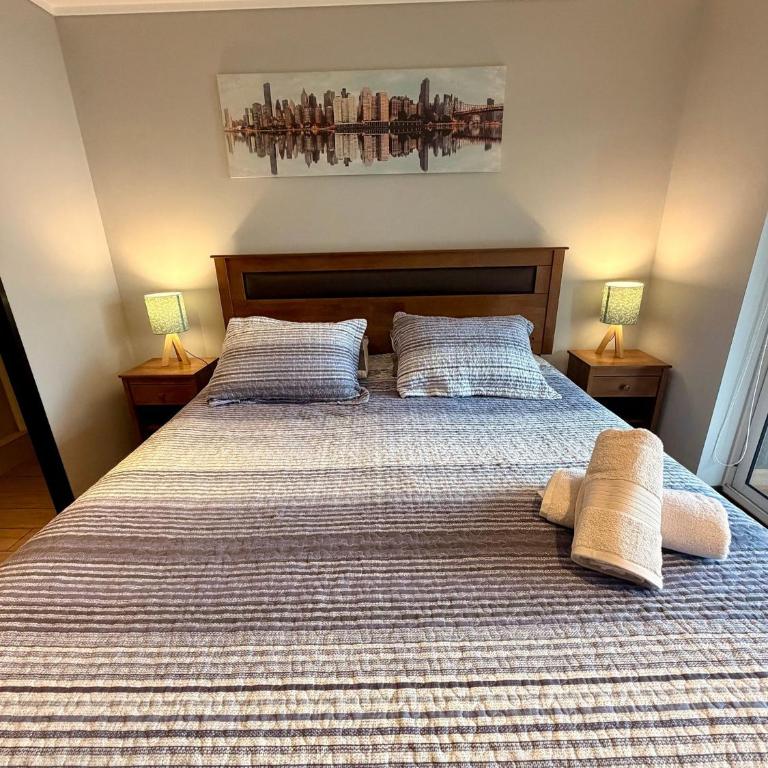A pasos de Clinica - Parking - Cama King - Wifi - One-Bedroom Apartment - 12