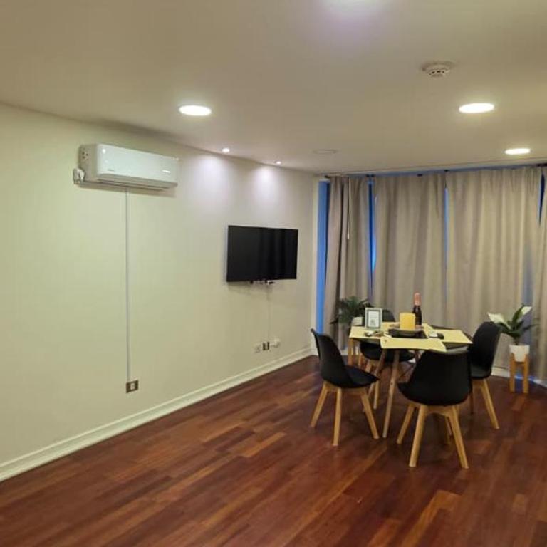 Confort - One-Bedroom Apartment - 1